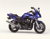 2002 Yamaha FZS 600 Fazer photo